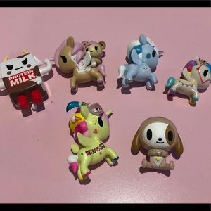 6 Tokidoki figurines